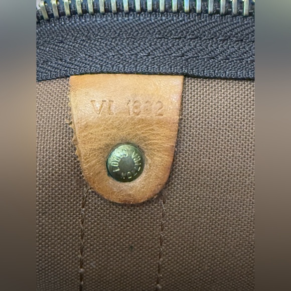 Louis Vuitton Monogram Keepall Bandolier 45 bag - Picture 16 of 17